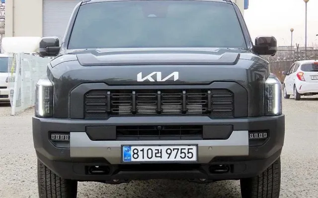 기아타스만 중고차 타스만 2.5 T-GDI 4WD 매물 사진 3 - 2025/08 4,060km