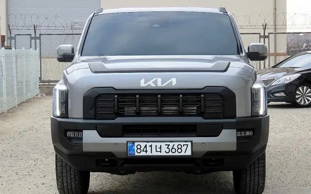 기아타스만 중고차 타스만 2.5 T-GDI 4WD 매물 사진 5 - 2025/04 12,001km